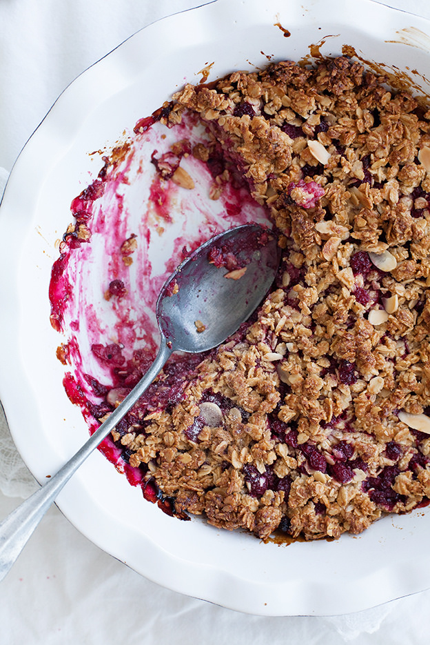 red-currant-crumble